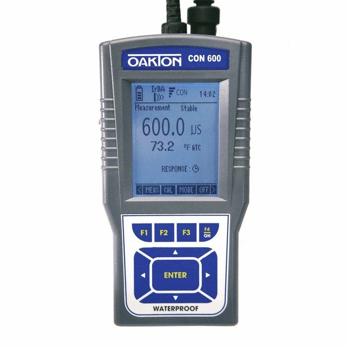 Oakton waterproof CON 600 handheld conductivity TDS meter from Davis