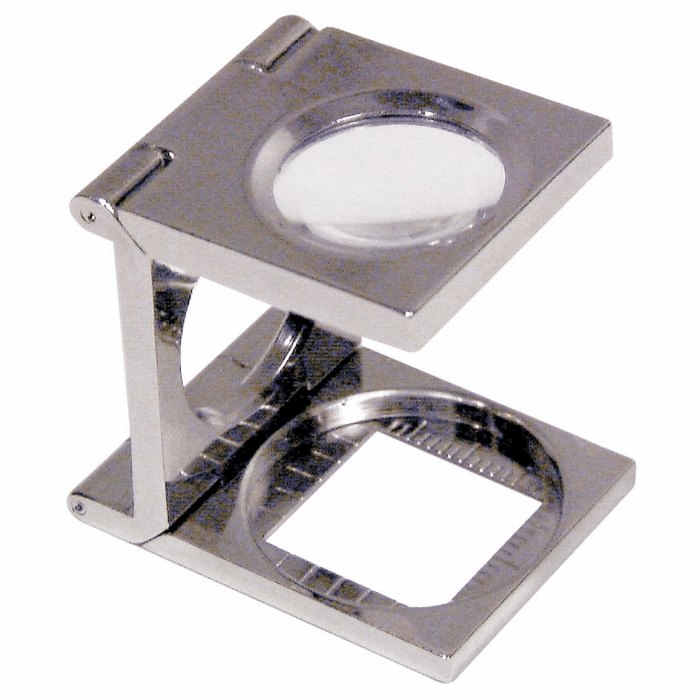 Fowler Folding Magnifier 2 5x magnification 15 mm grid chrome plated finish from Davis Instruments